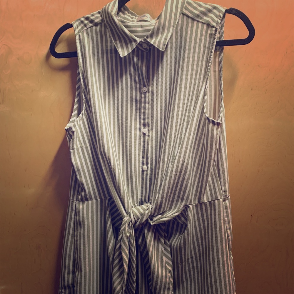 Sleeveless long tunic top